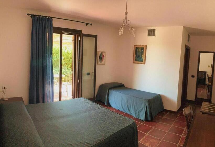 Номер Стандарт Трехместный, Resort La Rosa Dei Venti