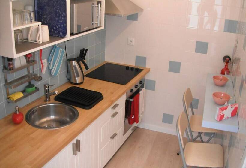 스탠다드 룸, 70 S Hostel