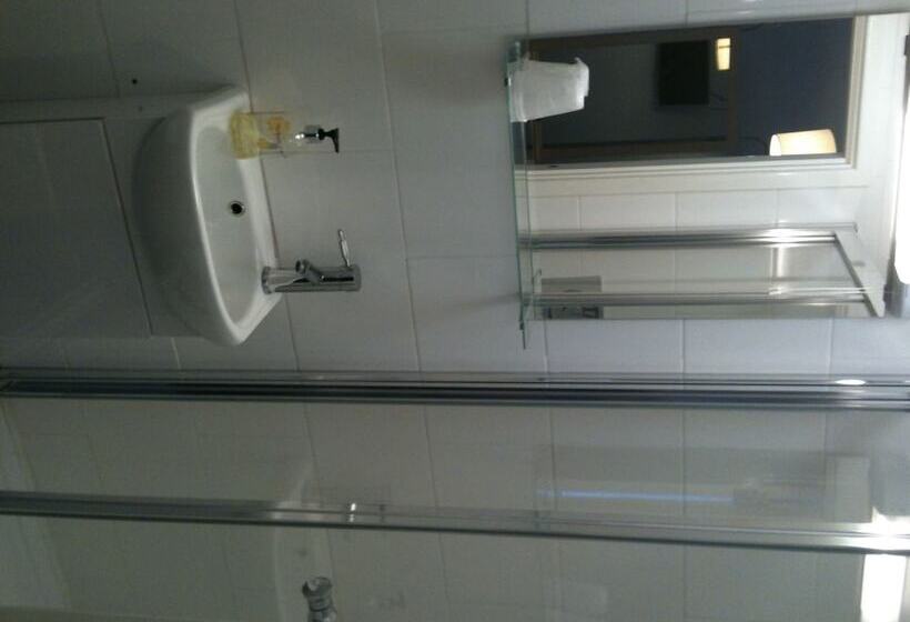 اتاق استاندارد سه نفره, The Old Dairy Guest House Liverpool