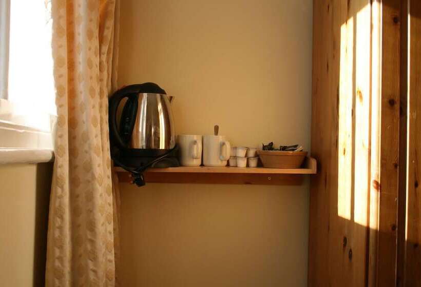 Номер Стандарт, Llandudno Hostel