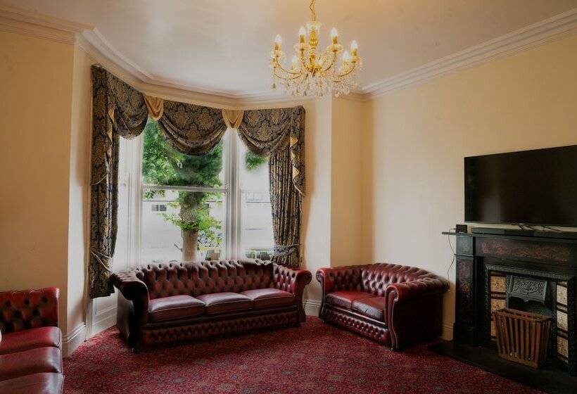 Кровать в Общей Комнате, Llandudno Hostel