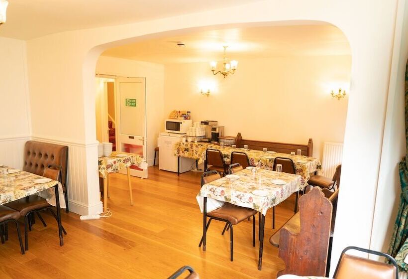 Номер Стандарт, Llandudno Hostel