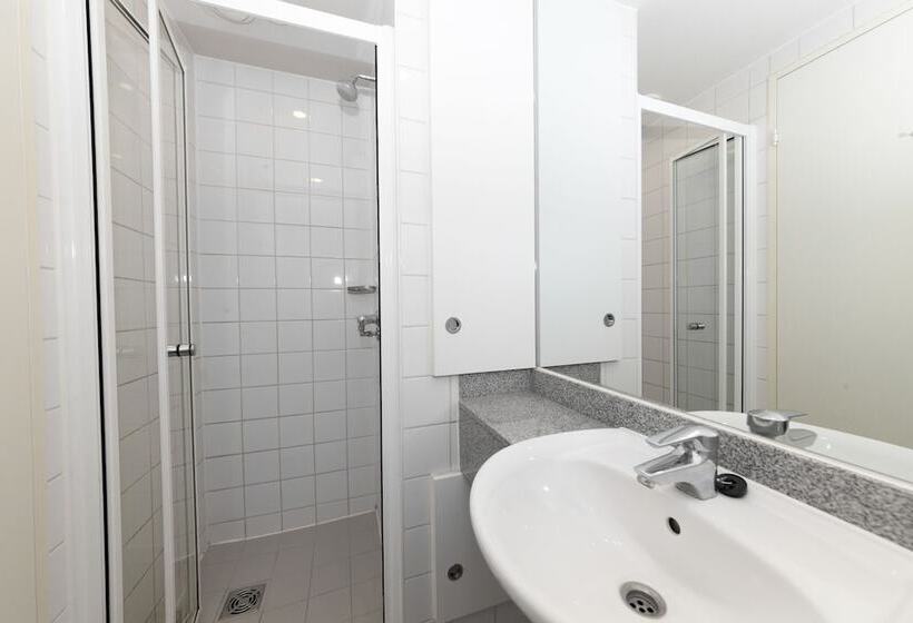 غرفة قياسية فردية, Princes Gardens