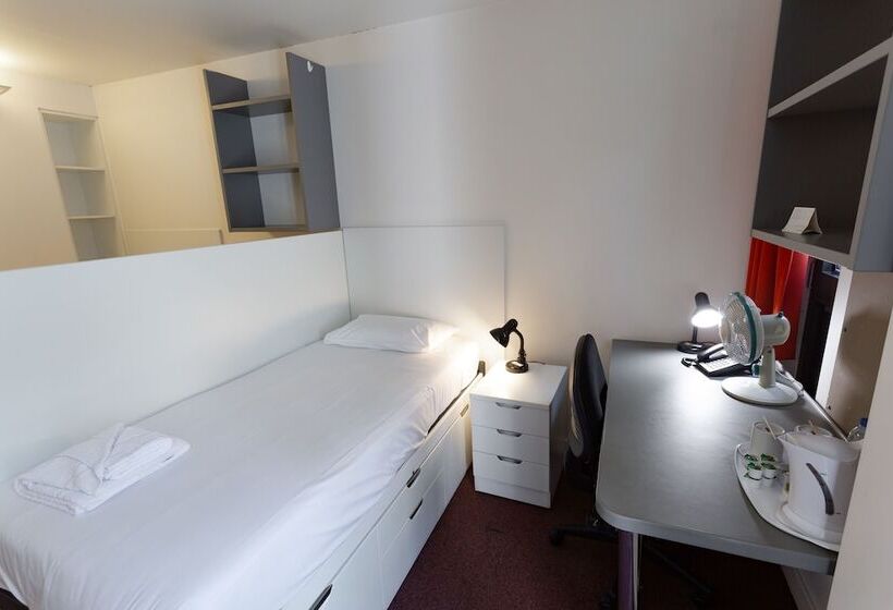 غرفة قياسية, Princes Gardens