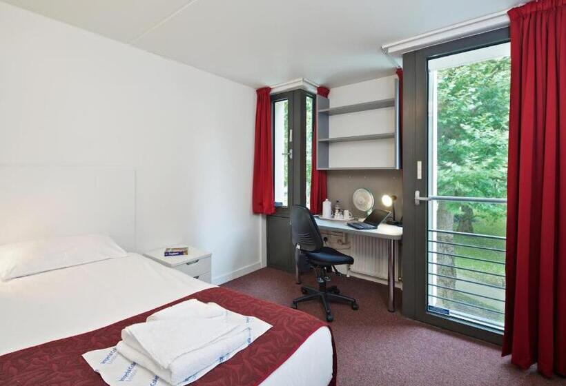 غرفة قياسية فردية, Princes Gardens