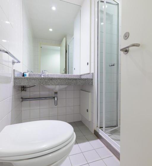 غرفة قياسية, Princes Gardens