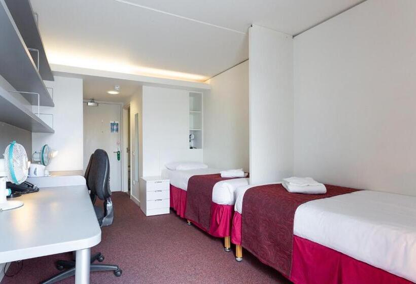 غرفة قياسية, Princes Gardens