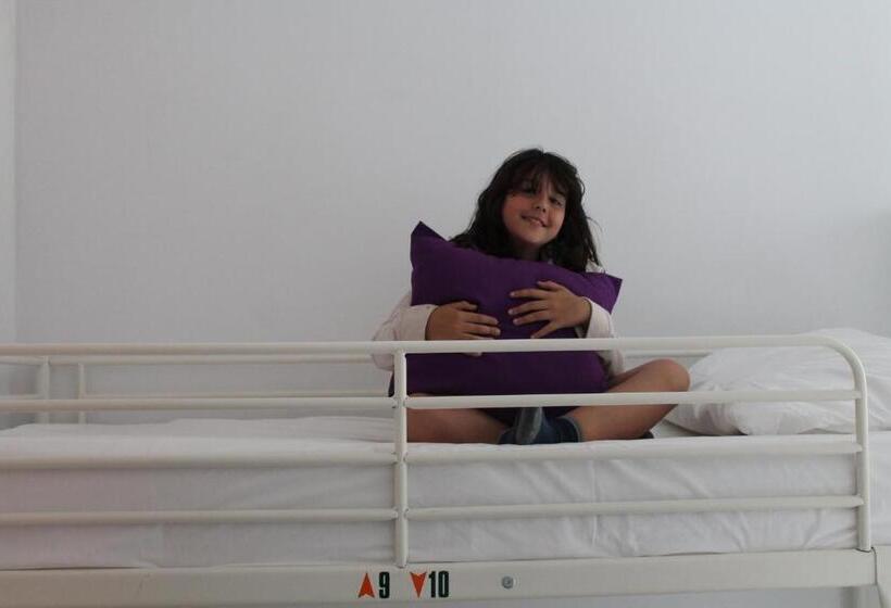 공동 객실, Hostel Royalty Albergue