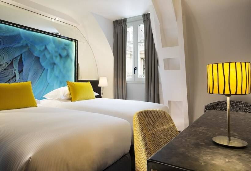 スーペリアールーム, De Seze