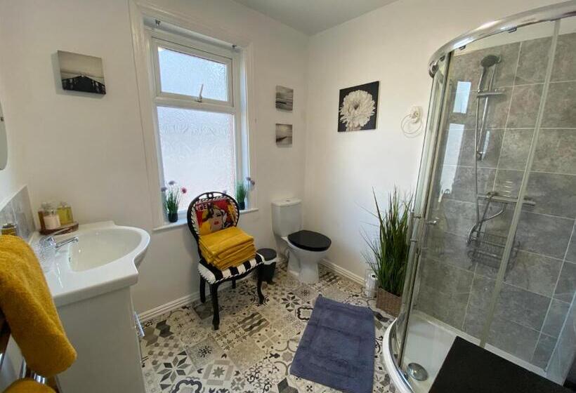 2 Bedroom Suite, The Mayfield Boutique Guest House