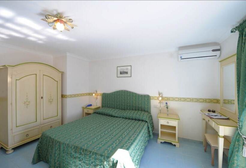 חדר אקונומי, Torre Saracena