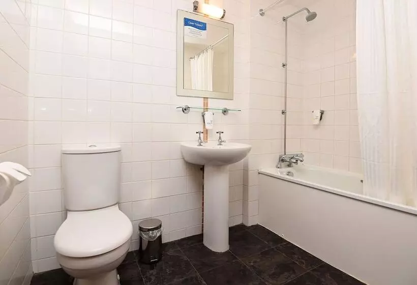 Standard Yhden Hengen Huone, White Hart, Exeter By Marston S Inns