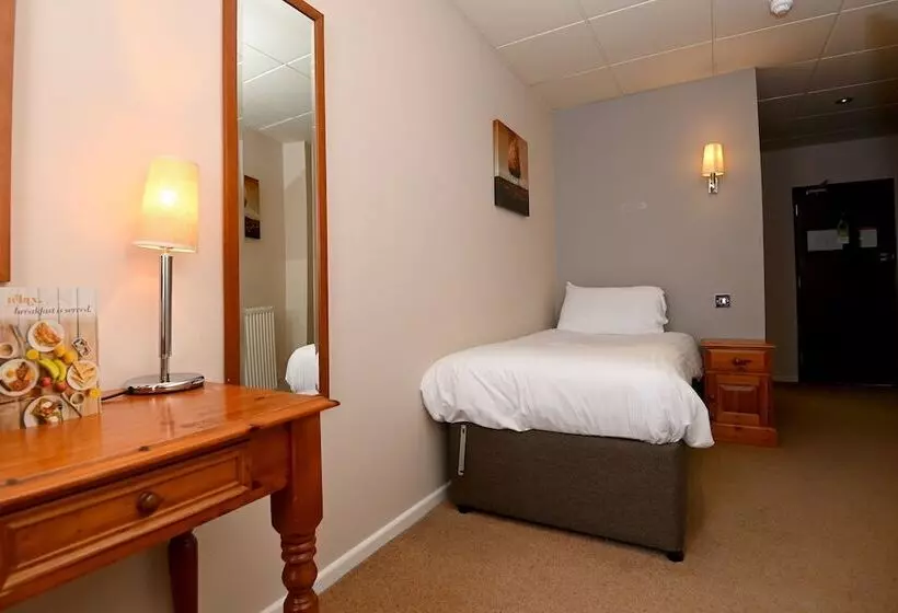 Standard Yhden Hengen Huone, White Hart, Exeter By Marston S Inns