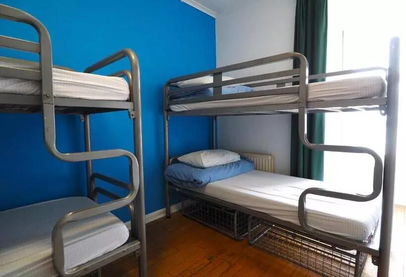 اتاق استاندارد چهار تخته, St Christopher S Inn Newquay