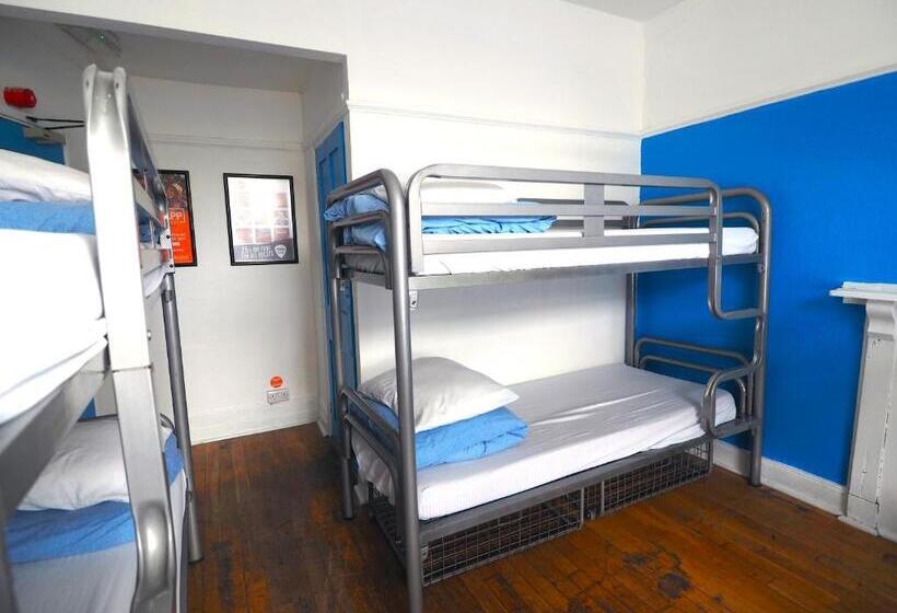 Четырехместный Номер Стандарт, St Christopher S Inn Newquay