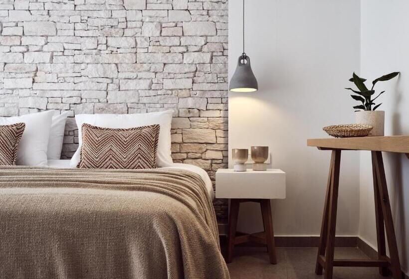 سوییت جونیور با چشم‌انداز دریا, Windmill Bay