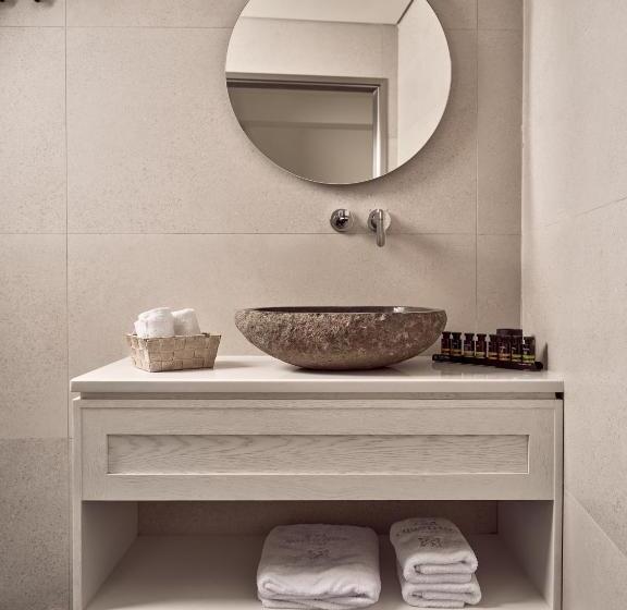 سوئیت جونیور با استخر, Windmill Bay