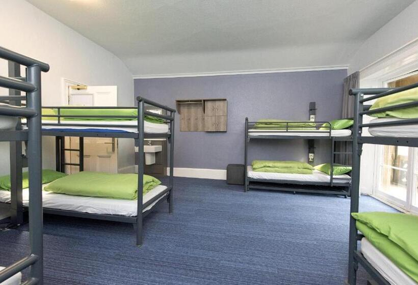 חדר סטנדרט לארבעה, Yha Bath