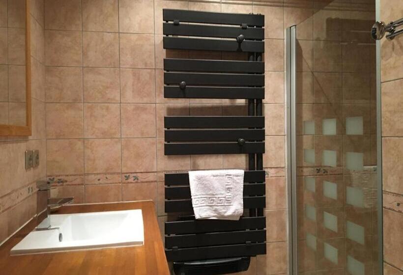 בית, 2 חדרי שינה, Le Clos De Tournes