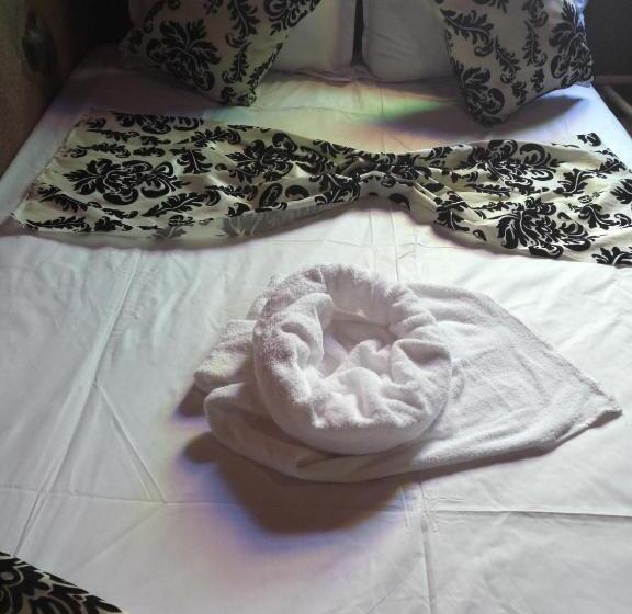 غرفة قياسية, Riad Hiba