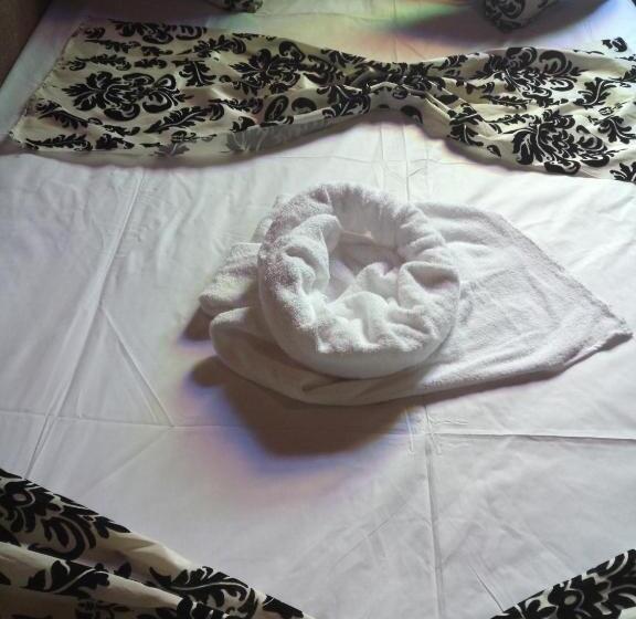 غرفة قياسية, Riad Hiba