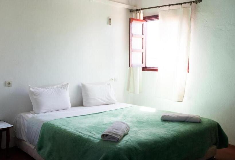 غرفة قياسية, Riad Hiba