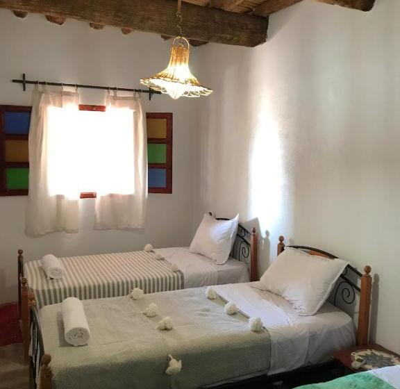 غرفة قياسية ثلاثية, Riad Hiba