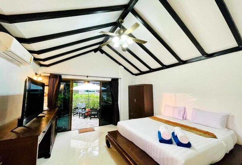 高级洋房, Boomerang Village Resort Kata