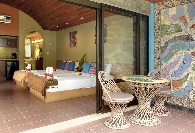بانگلوی استاندارد, Alma Del Pacifico Hotel & Spa