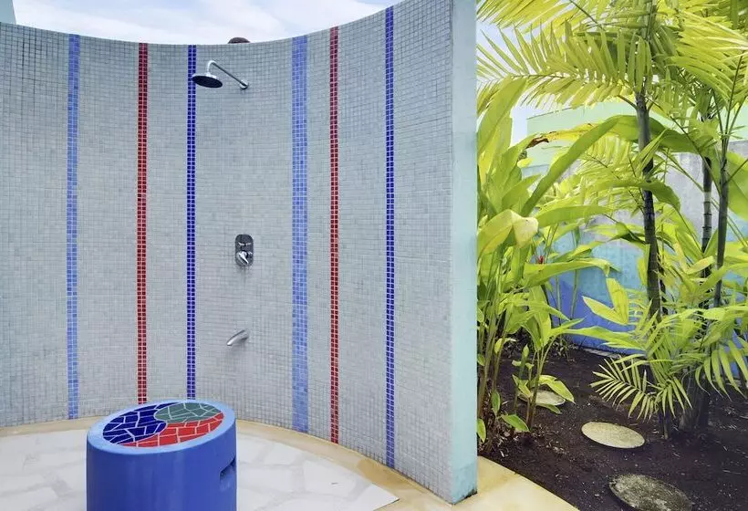 بانگلوی استاندارد, Alma Del Pacifico Hotel & Spa