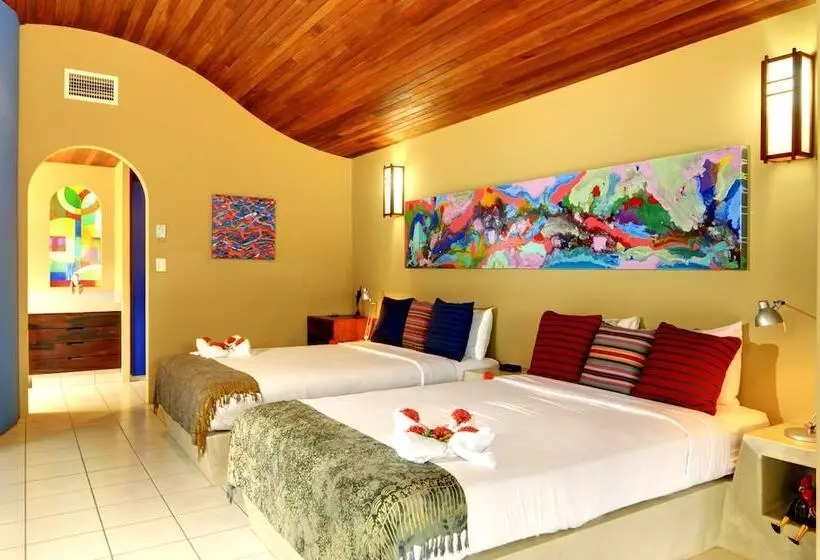 بانگلوی استاندارد, Alma Del Pacifico Hotel & Spa