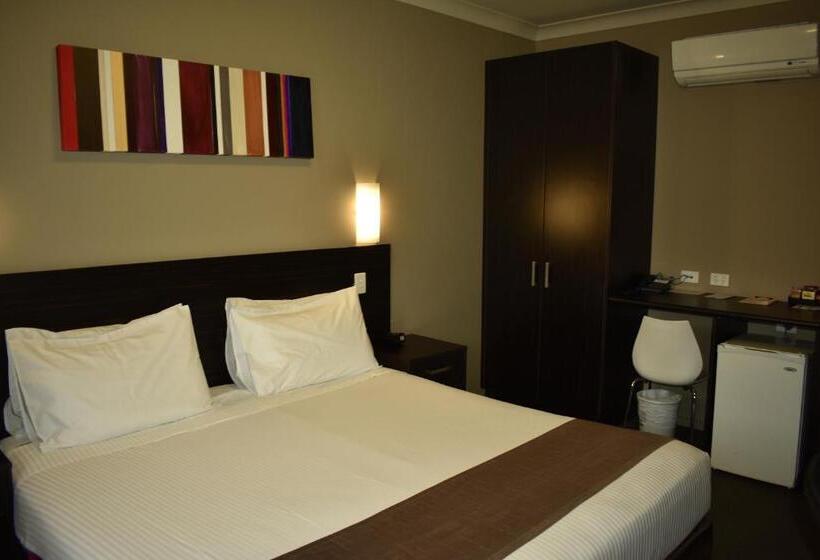 キングサイズベッドのスタンダードルーム, Best Western Blackbutt Inn