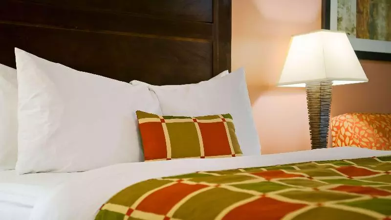 Standard-huone King-vuode, Best Western Plus Mirage Hotel And Resort