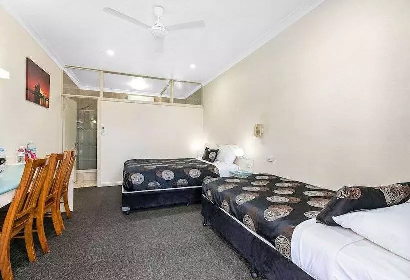 اتاق سوپریور, Econo Lodge Park Lane