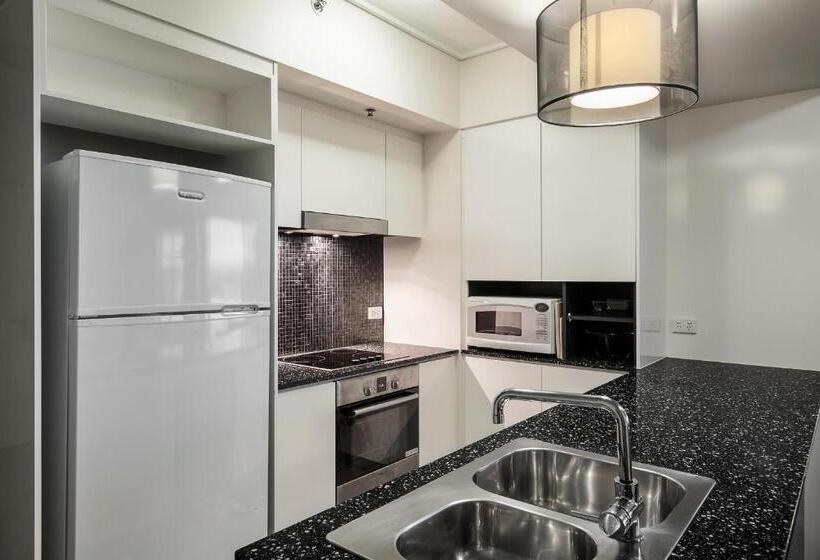 2 Bedrooms Apartment River View, Evolution Apartments