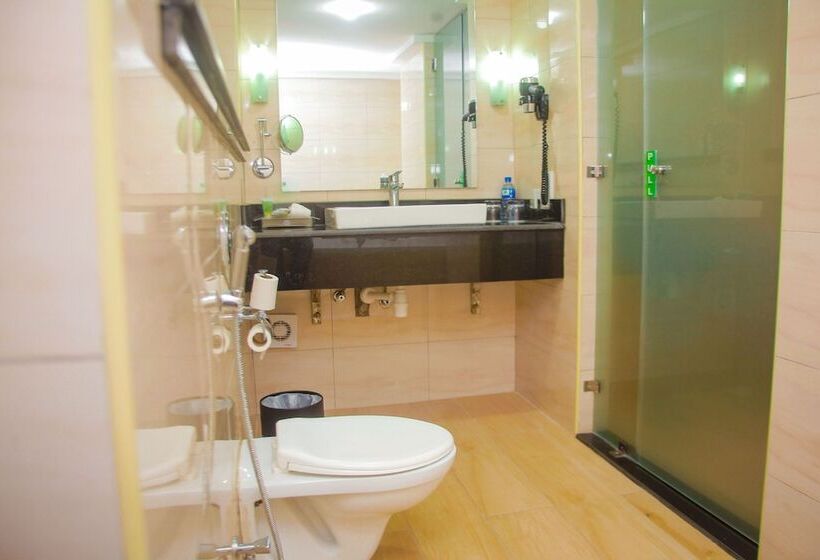 سوییت, Holiday Inn Dar Es Salaam, An Ihg