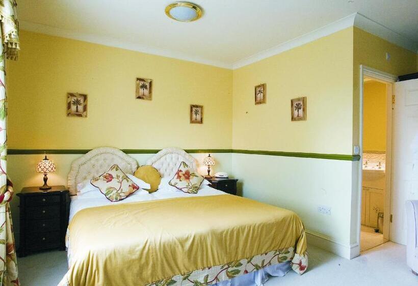 Номер Superior, La Fleur De Lys