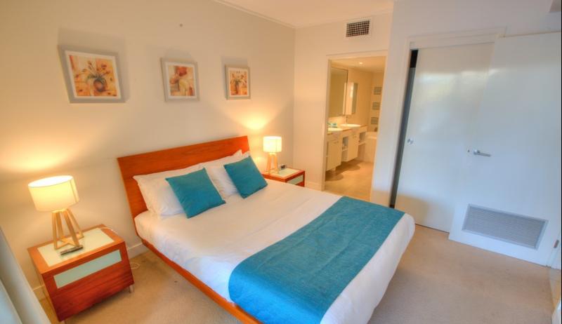 침실 2개 아파트, Pavillions On 1770