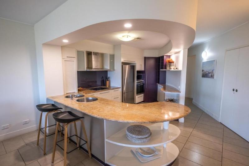 침실 3개 바다 전망 아파트, Pavillions On 1770