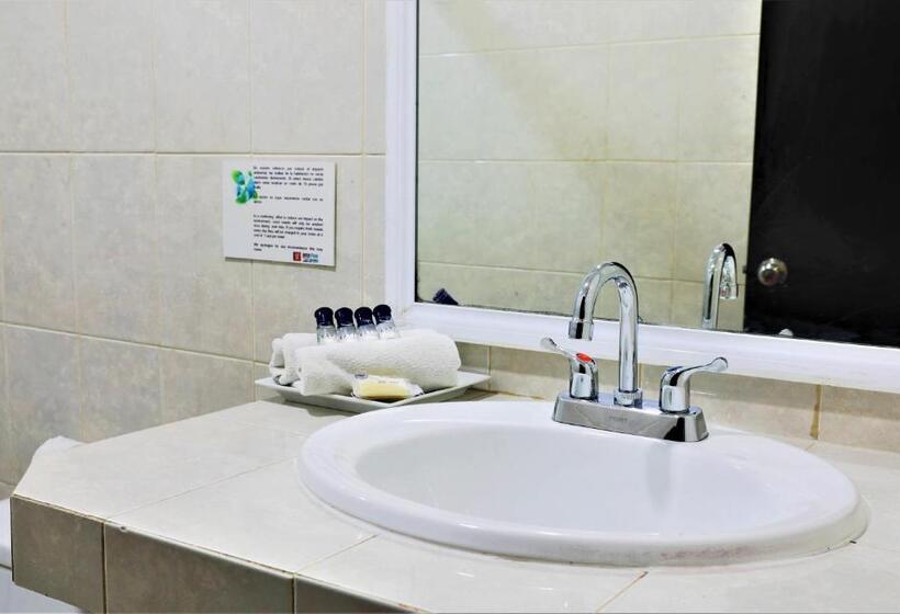 스탠다드 룸 더블 침대 2개, Colonial Playa Del Carmen