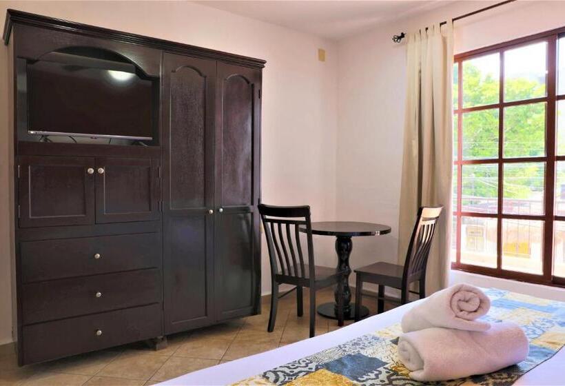 스탠다드 룸 킹사이즈 침대, Colonial Playa Del Carmen