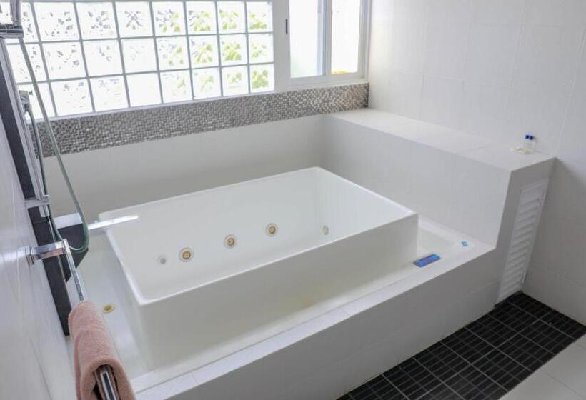 스위트, Colonial Playa Del Carmen