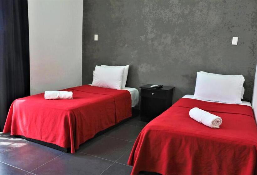 디럭스 룸, Colonial Playa Del Carmen