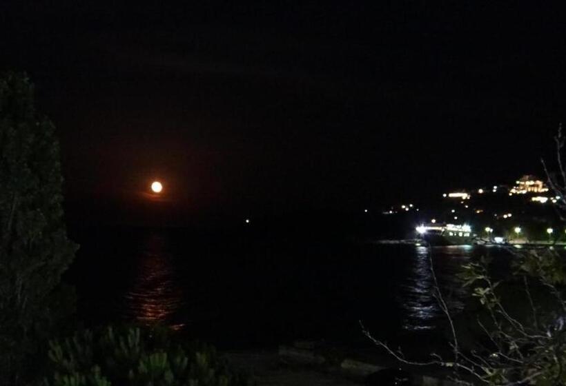 Трехместный Superior Вид на Море, Poros House