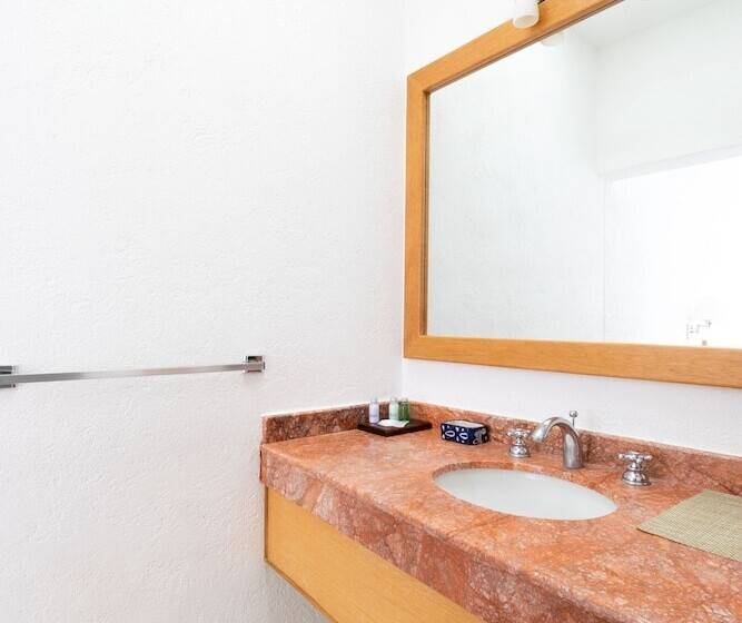 Полулюкс, Quinta Lucca