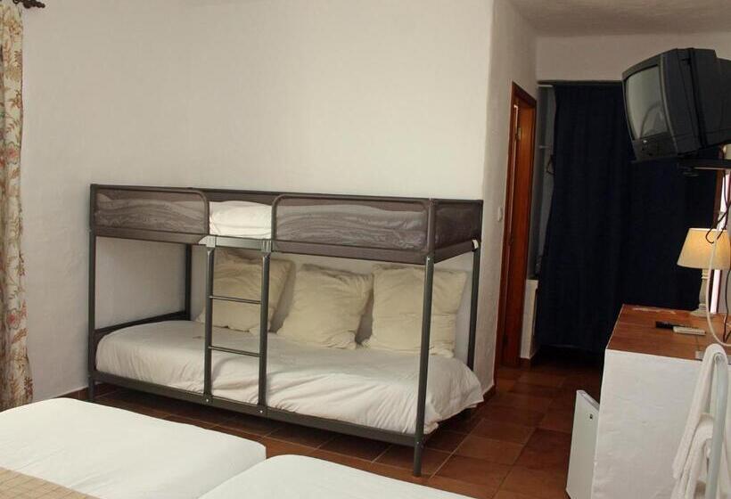 4인용 스탠다드 룸, Rural Da Ameira