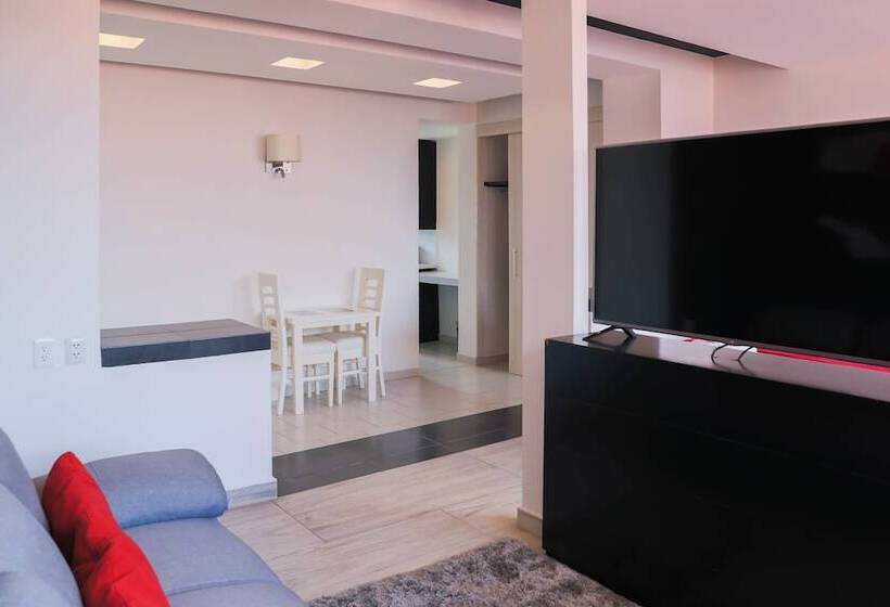 스위트, Colonial Playa Del Carmen