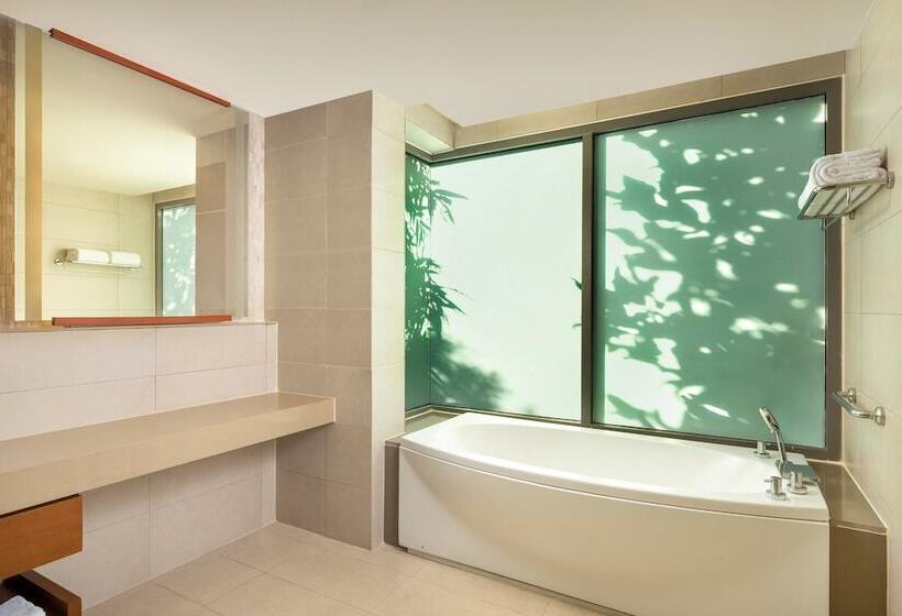 스탠다드 룸 더블 침대 2개, The Westin Siray Bay Resort & Spa, Phuket