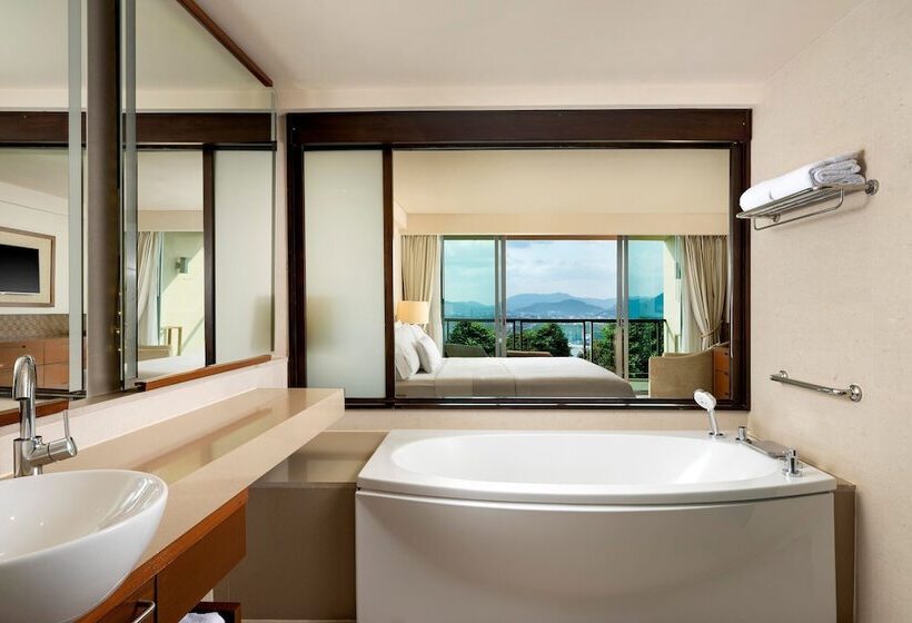 스탠다드 룸, The Westin Siray Bay Resort & Spa, Phuket