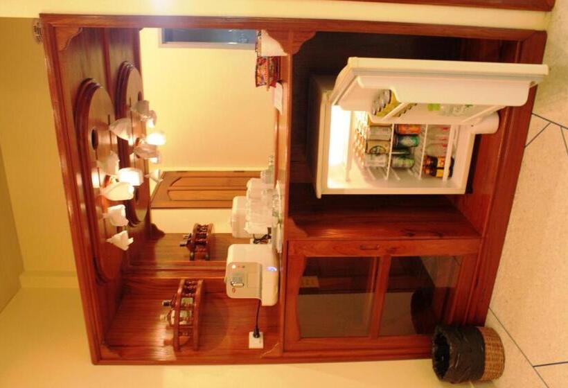 Cameră Deluxe, Top Resort